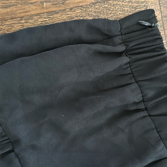 Black Ruffled Mini Skort - Picture 5 of 5